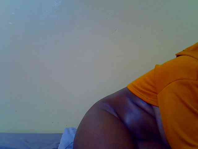 Molly-22 webcam