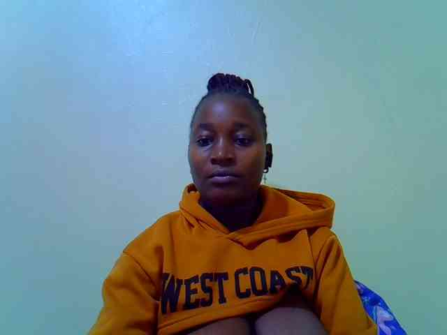 Molly-22 webcam