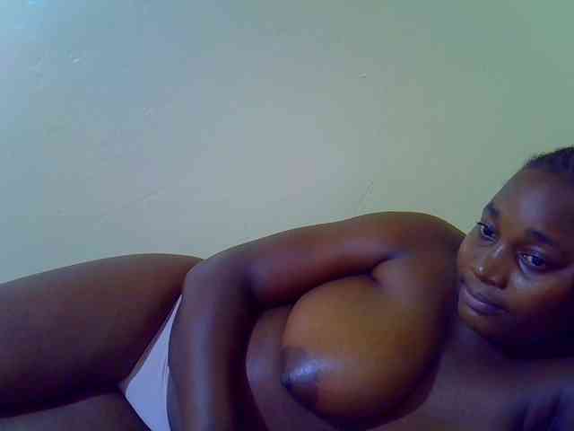 Molly-22 webcam