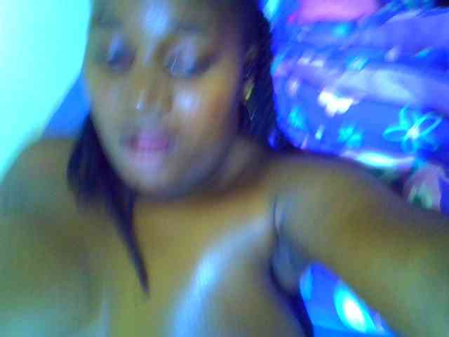 Molly-22 webcam