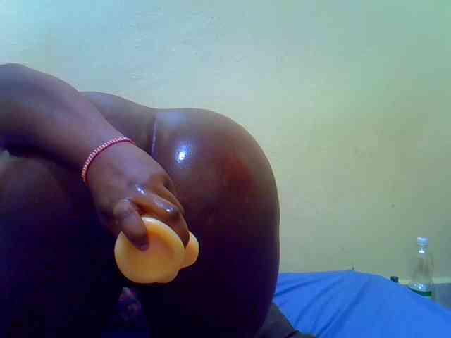 Molly-22 webcam