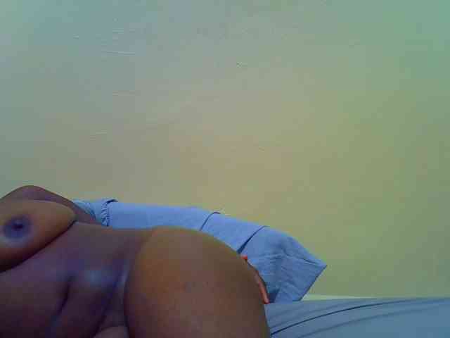 Molly-22 webcam