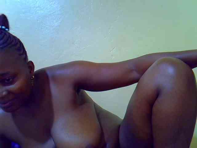Molly-22 webcam
