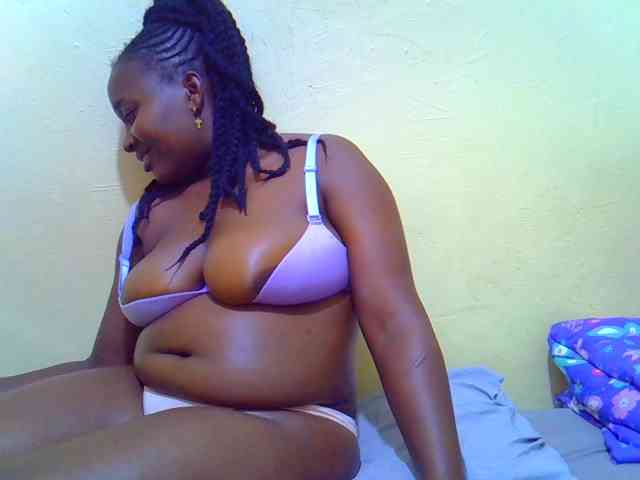 Molly-22 webcam