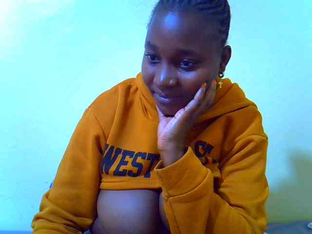 Molly-22 webcam