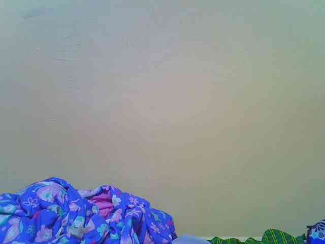 Molly-22 webcam