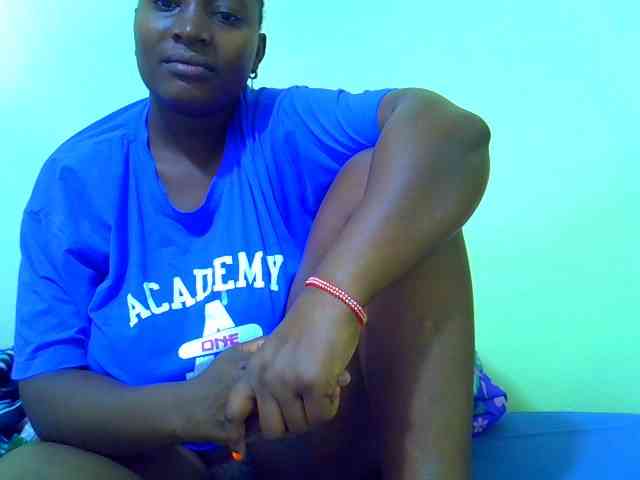 Molly-22 webcam