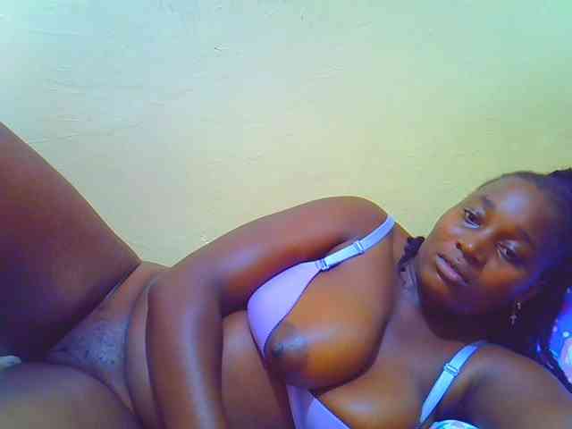 Molly-22 webcam