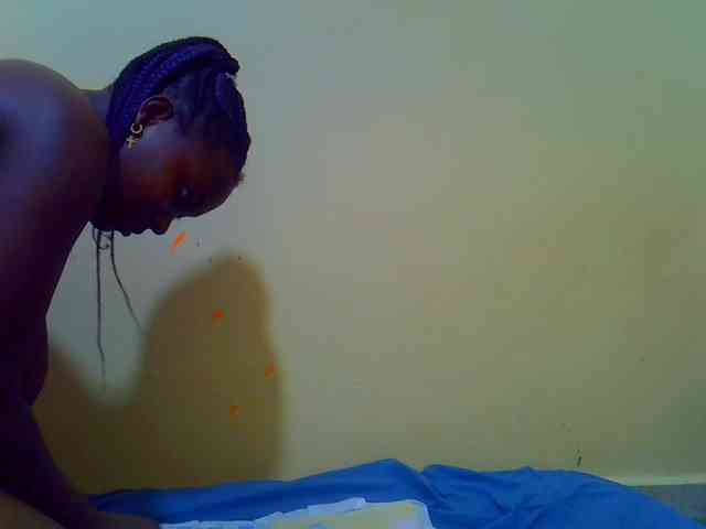 Molly-22 webcam