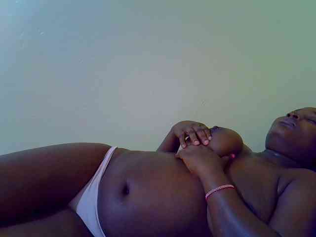Molly-22 webcam