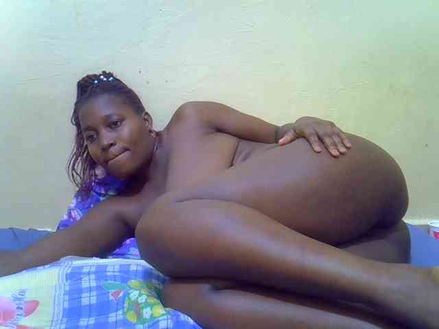 Molly-22 webcam
