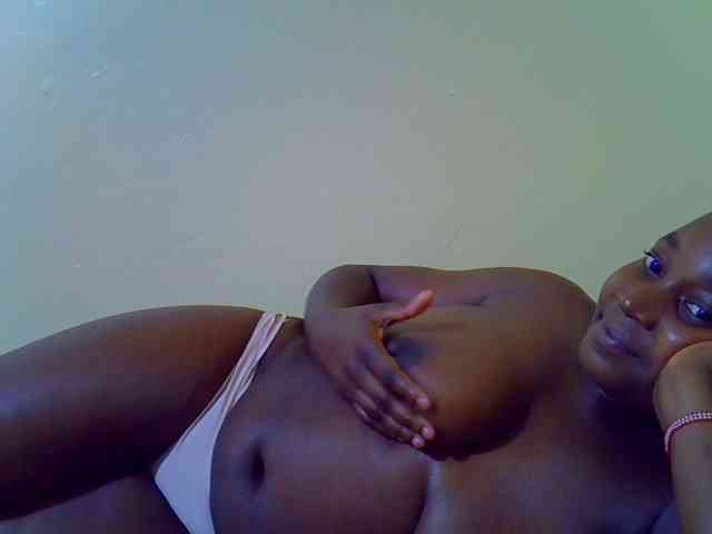 Molly-22 webcam