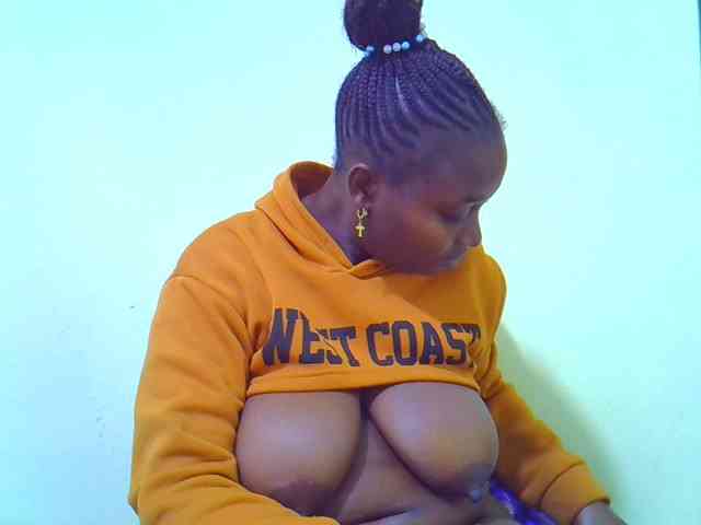 Molly-22 webcam