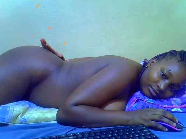 Molly-22 webcam