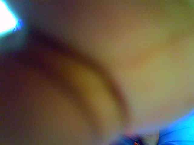 Molly-22 webcam