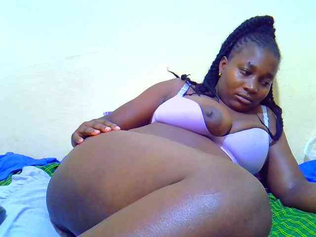 Molly-22 webcam