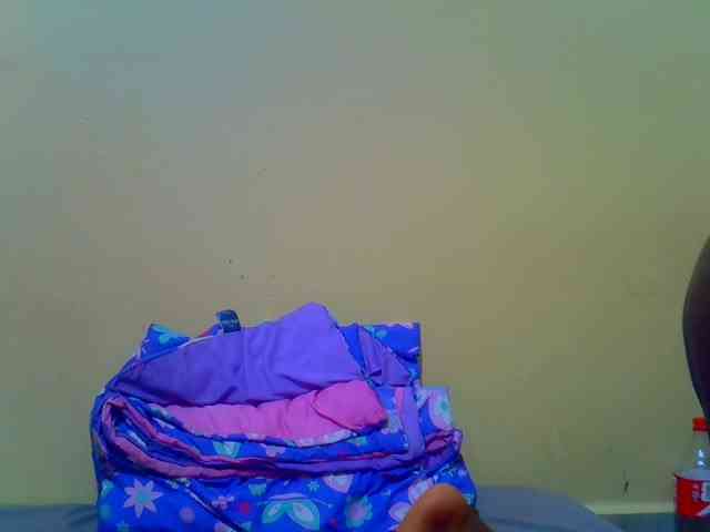 Molly-22 webcam