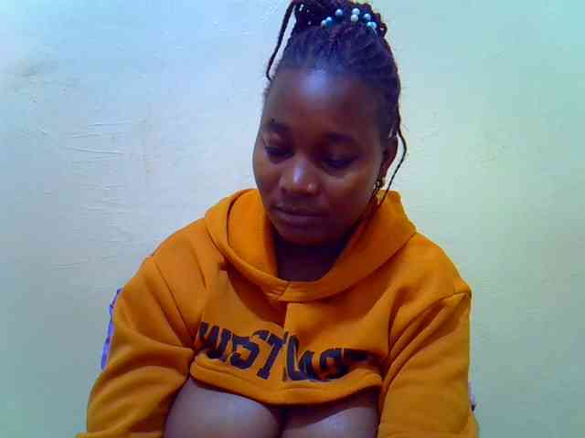 Molly-22 webcam