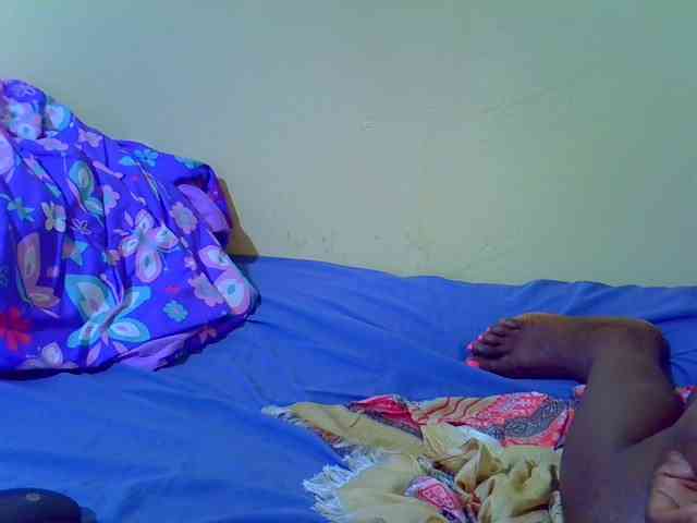 Molly-22 webcam