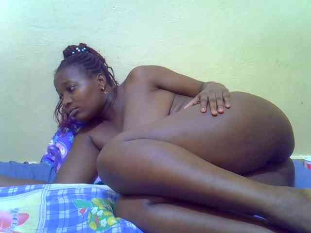Molly-22 webcam
