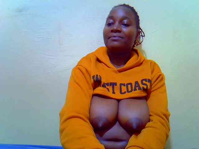 Molly-22 webcam