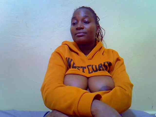 Molly-22 webcam