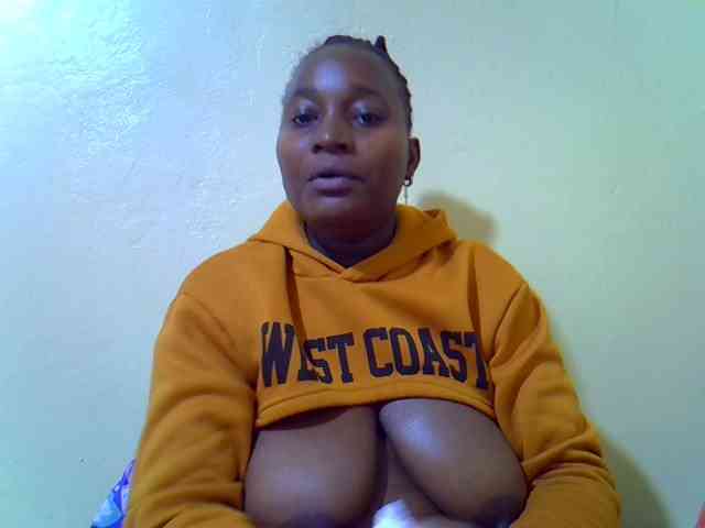 Molly-22 webcam