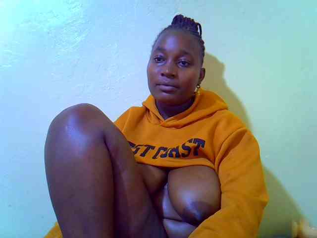 Molly-22 webcam