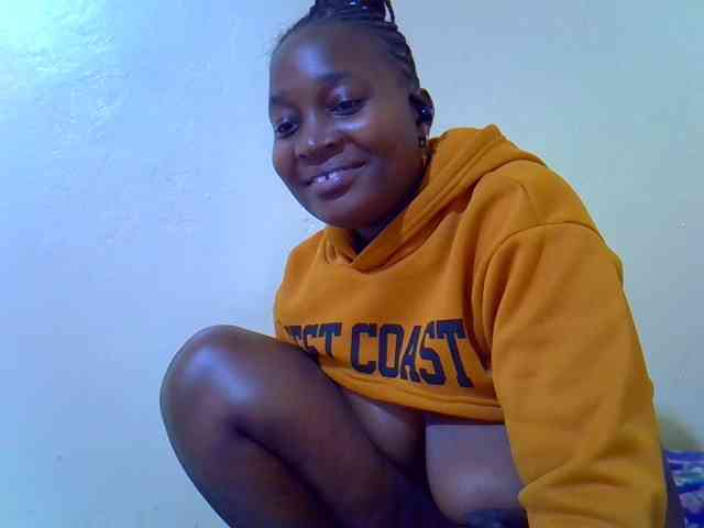 Molly-22 webcam