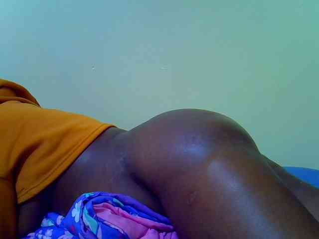 Molly-22 webcam