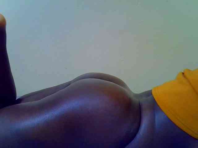Molly-22 webcam