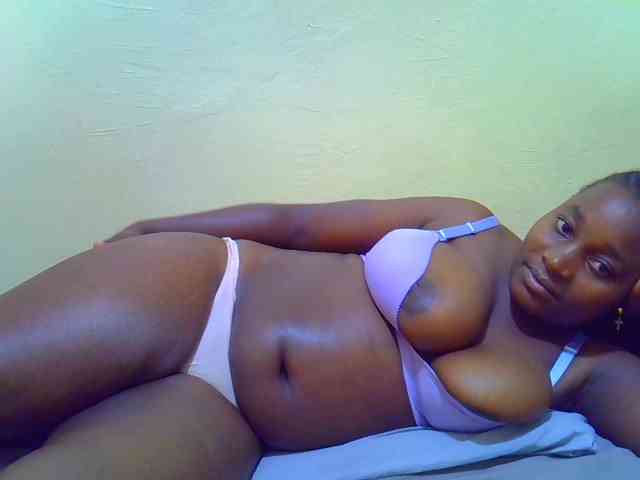 Molly-22 webcam