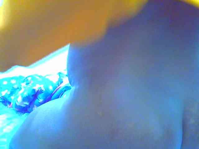 Molly-22 Live Webcam on BongaCams