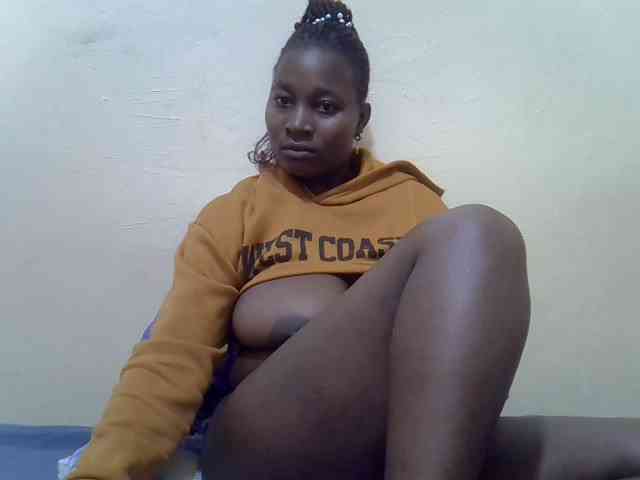 Molly-22 webcam