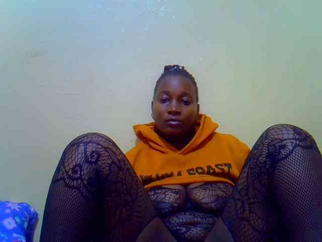Molly-22 webcam