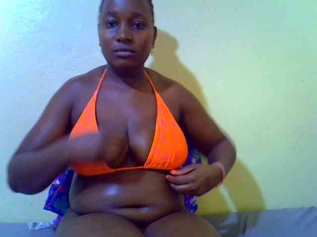 Molly-22 webcam