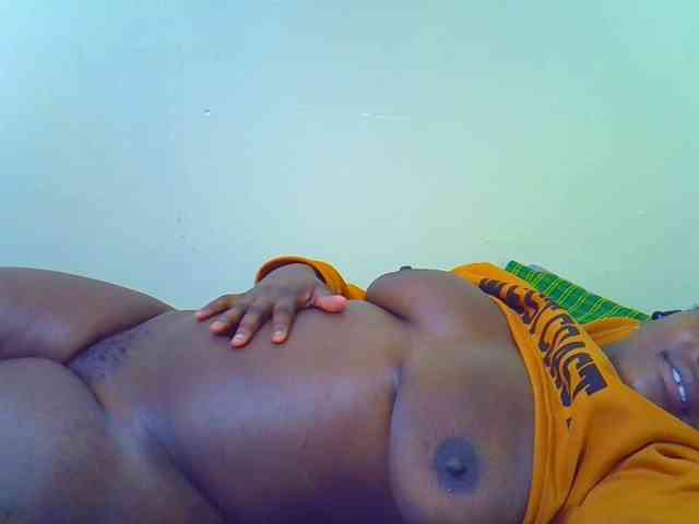 Molly-22 webcam
