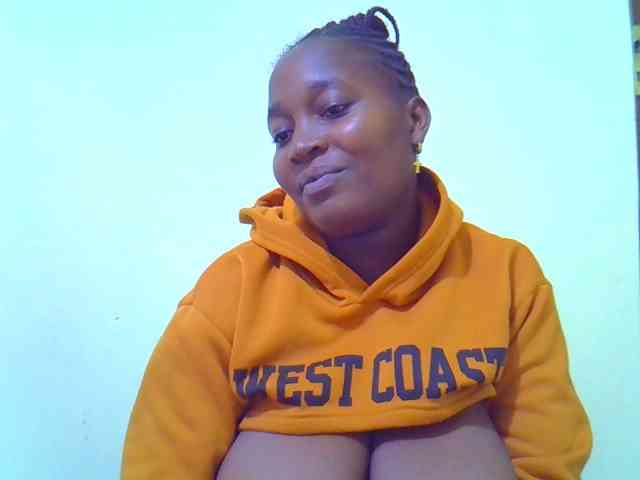 Molly-22 webcam