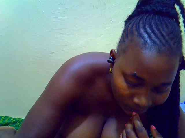 Molly-22 webcam