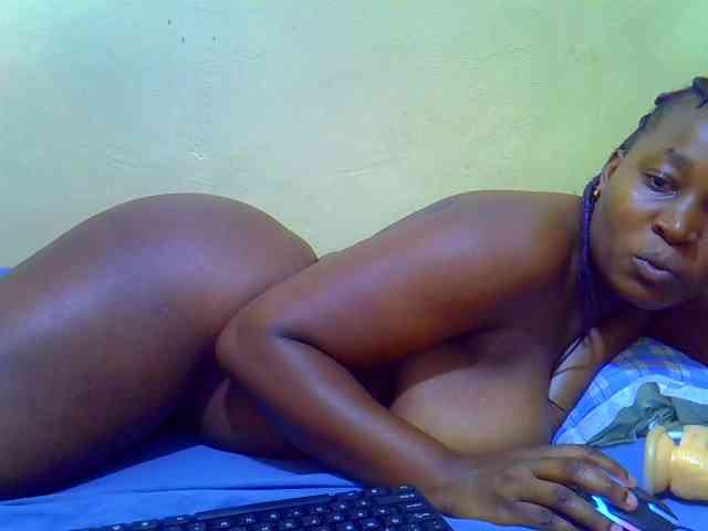 Molly-22 webcam