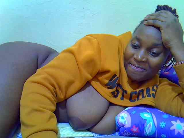 Molly-22 webcam