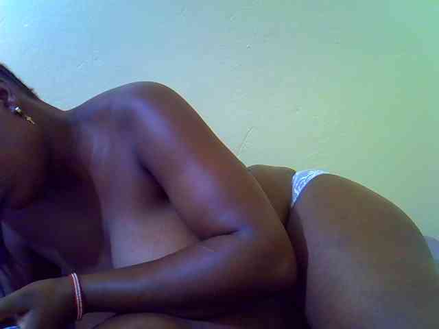 Molly-22 webcam