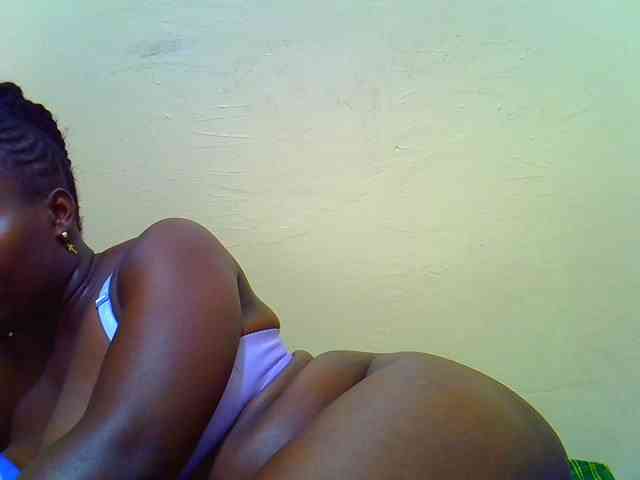 Molly-22 webcam