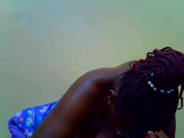 Molly-22 webcam