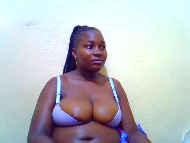 Molly-22 webcam