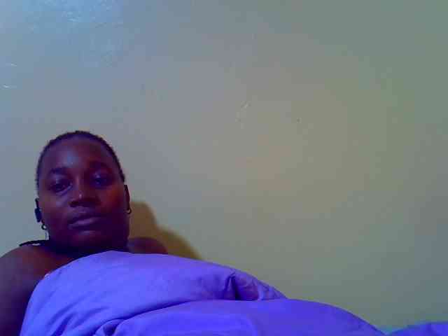 Molly-22 webcam