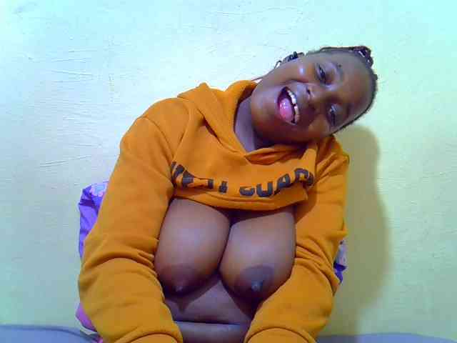Molly-22 webcam