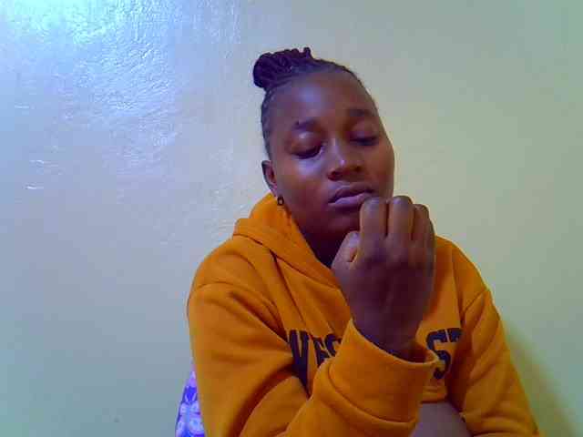 Molly-22 webcam