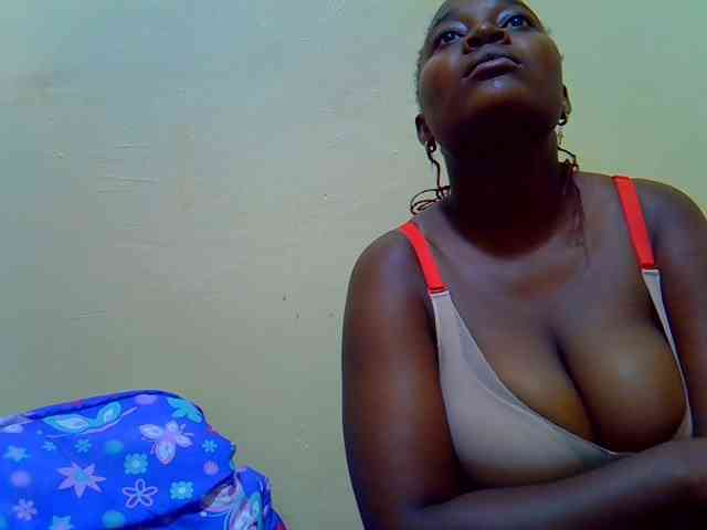 Molly-22 webcam