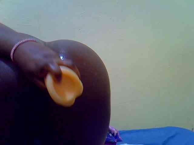 Molly-22 webcam